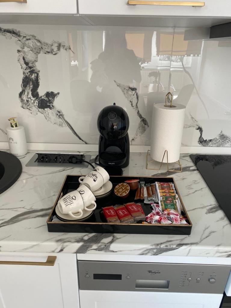 Elite Apartment *